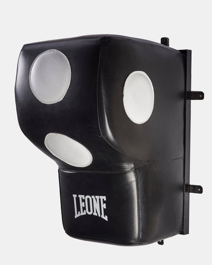Wall-fixed bag