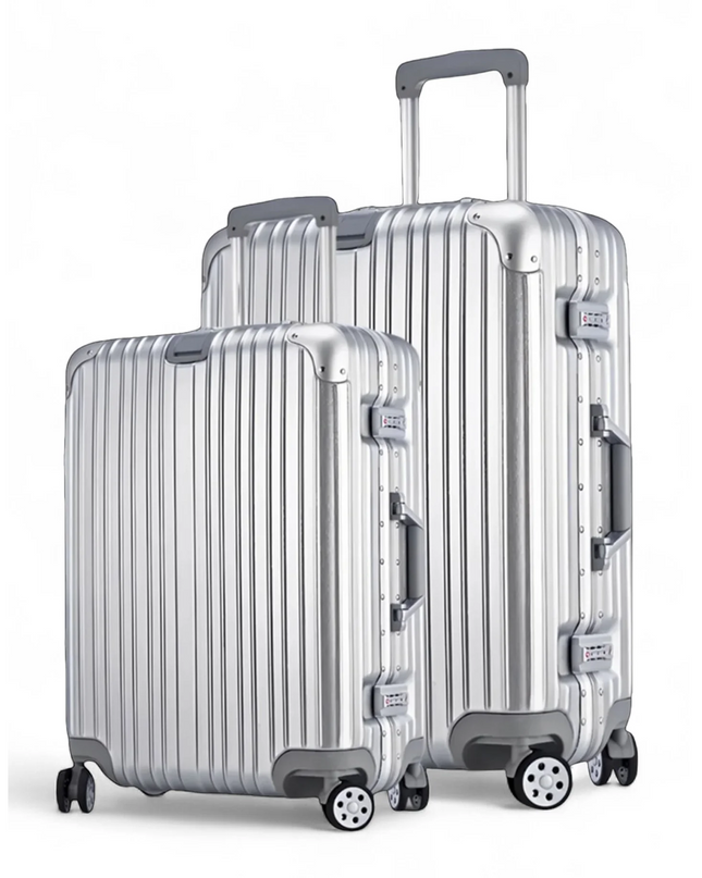 طقم شنط شبيه الالمنيوم