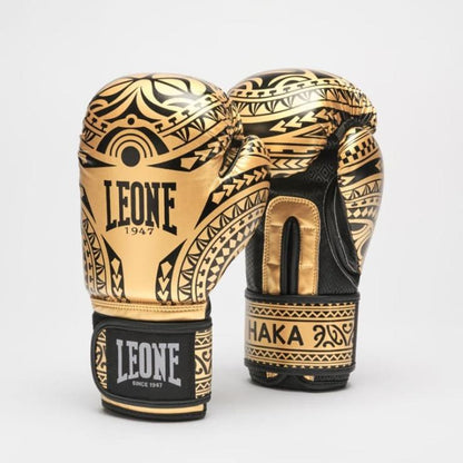 Haka boxing glove