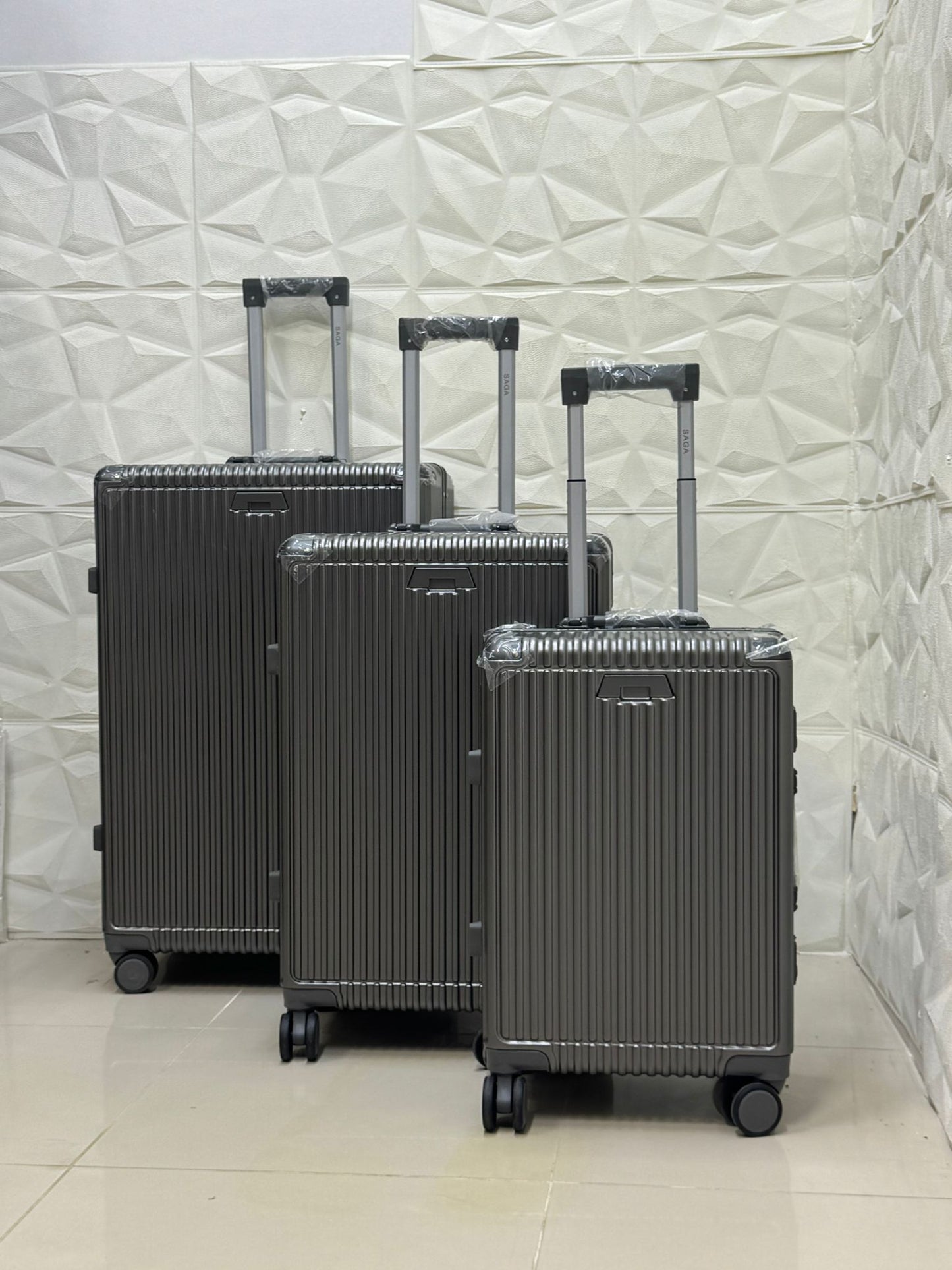 طقم إطار المنيوم بسعر ما يتكرر