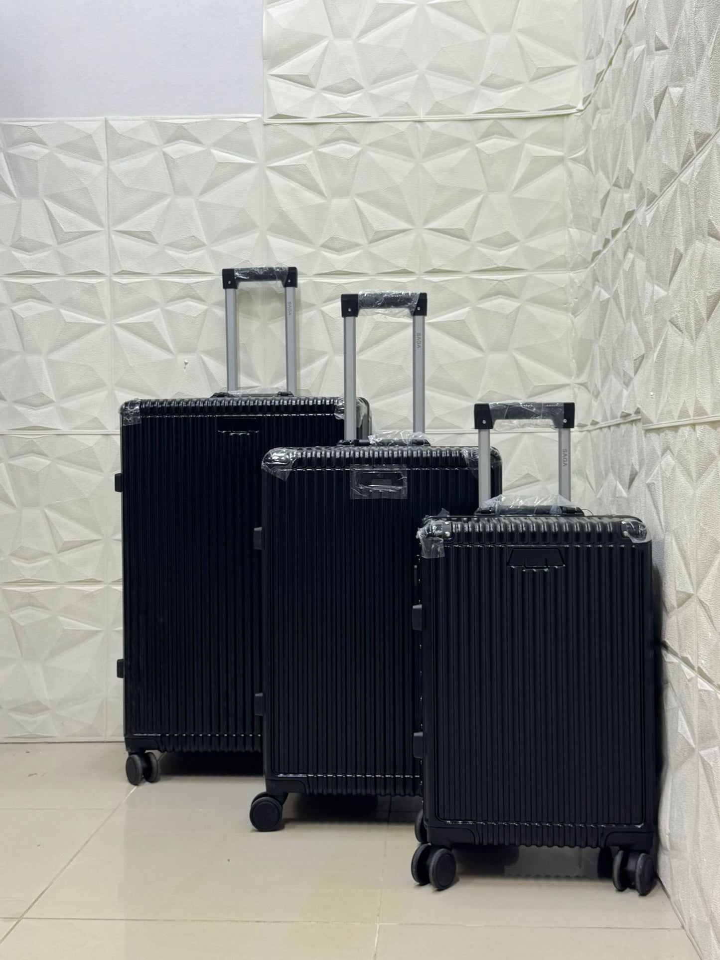 طقم إطار المنيوم بسعر ما يتكرر